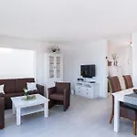 Hafenblick Apartment *
